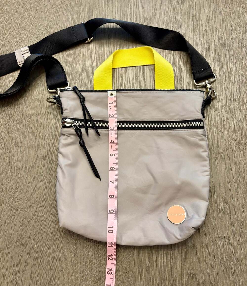 shortyLOVE Amuse Medium Crossbody Bag in Grey with Yellow Handle - Picture 4 of 9